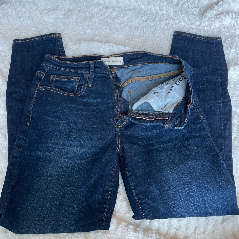 Gap jeans